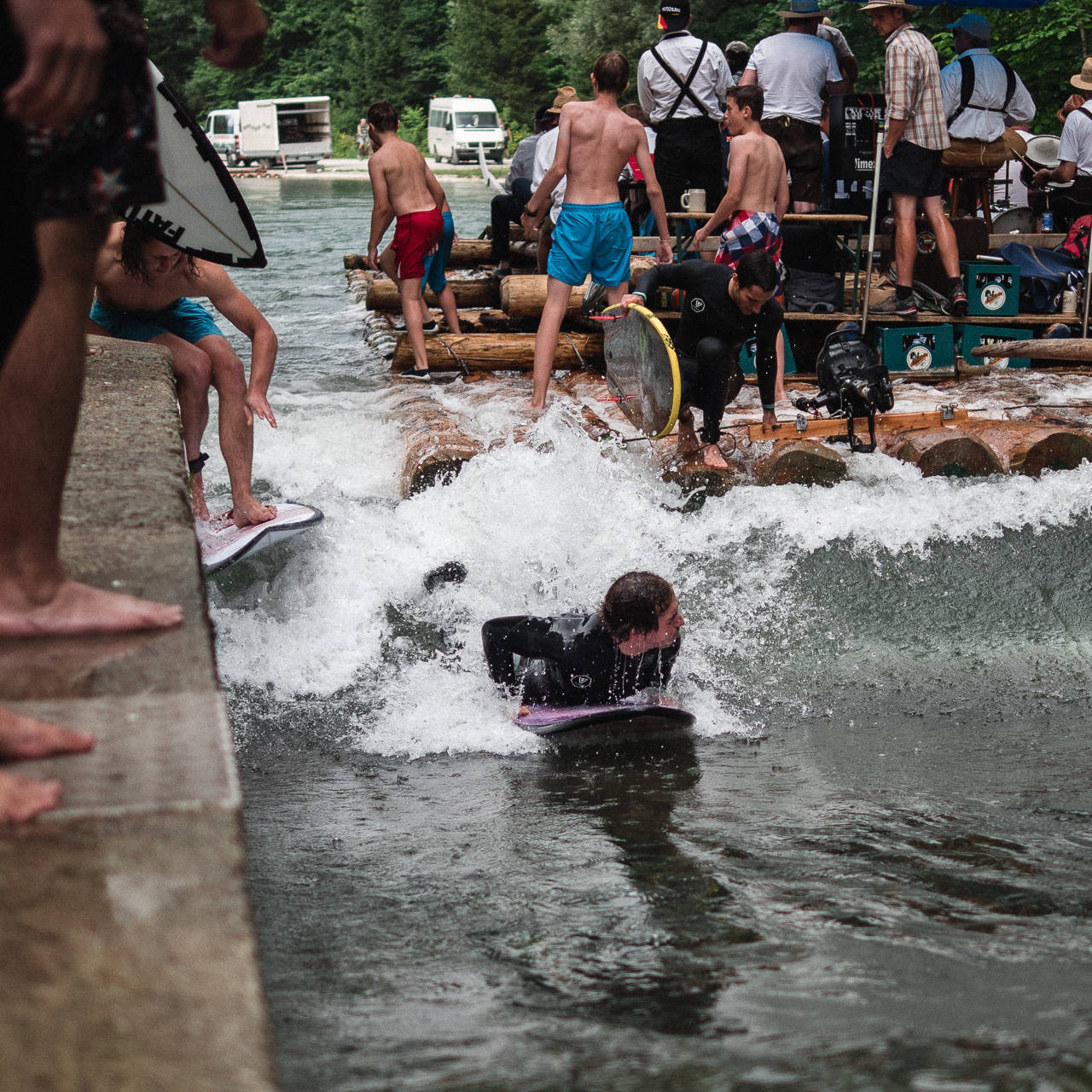 Surfen München Floßlände