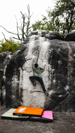 Bouldering Fontainebleau