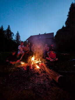 Jugendgruppe Polen Lagerfeuer